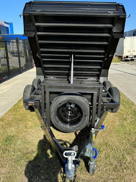 8x6 tipper trailer high sides with excavator use upgrades - 2.8T gvm