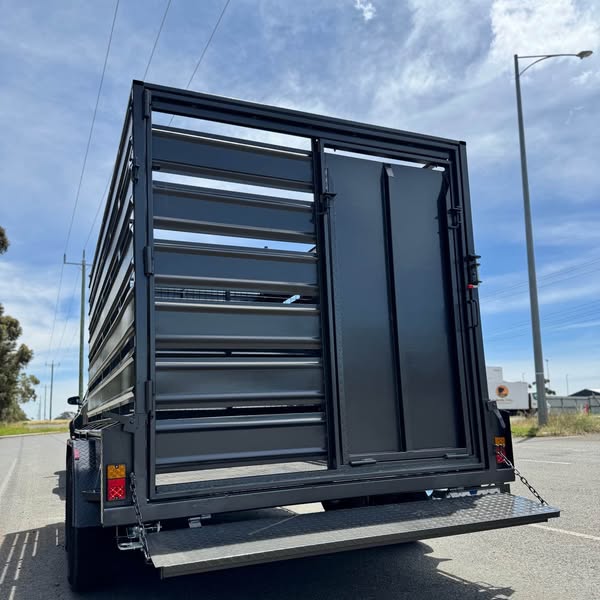 12'x6' stock crate / cattle crate / livestock trailer -3.5 ton gvm