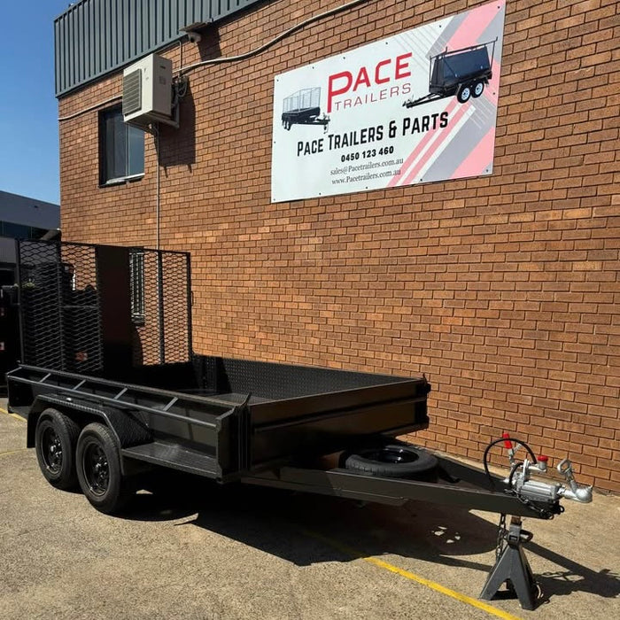 10x6 Box Trailer + Full Width Mesh Ramp