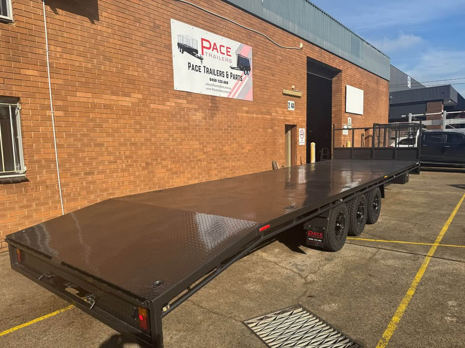 9 m x 2.4m Flat Top Tri-Axle Beaver Tail Trailer- 4.5 ton gvm