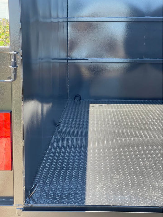 10'x6' tipper tandem trailer with slide in ramps and 1.5 m high sides - 4 ton gvm