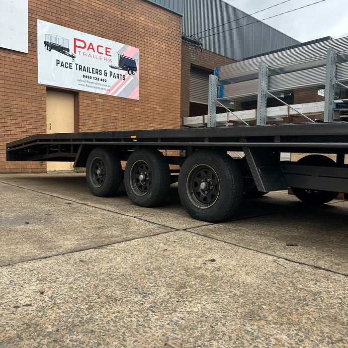 9m x 2.4M Flat Top Tri-Axle Trailer