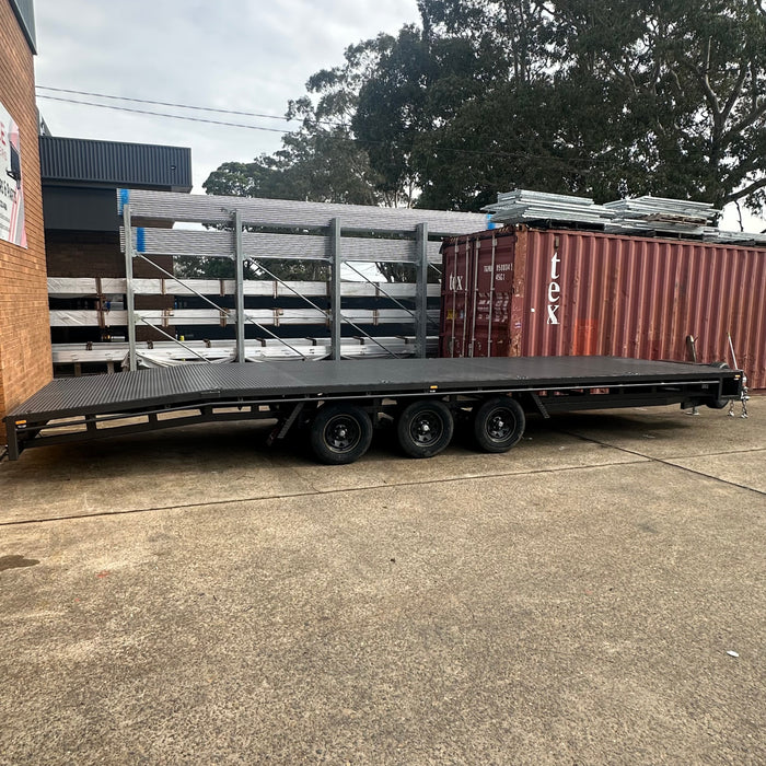 8m x 2.4m Tri-Axle Flat Tabletop Trailer