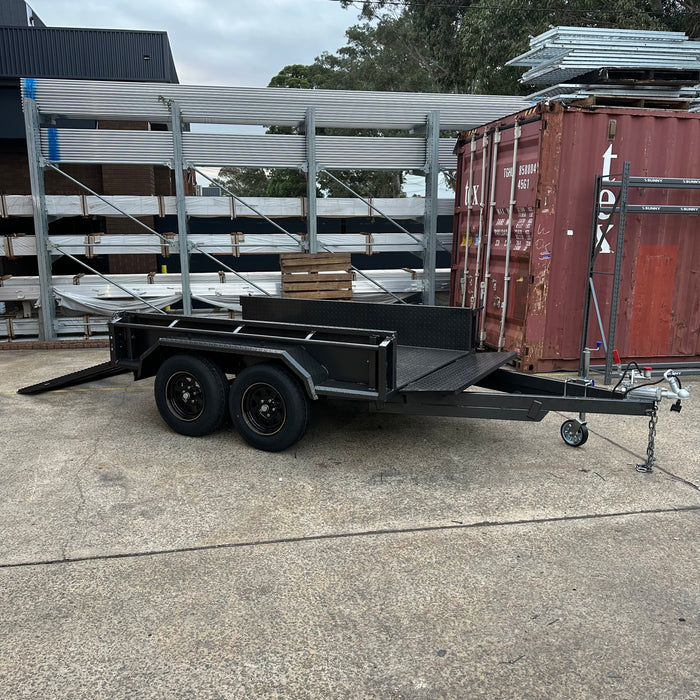 8x5 Heavy-Duty Box Trailer with Mesh Ramp