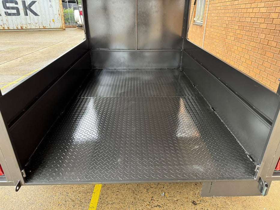 8x5 Tradesman Top Trailer Square Design with Full Back Door