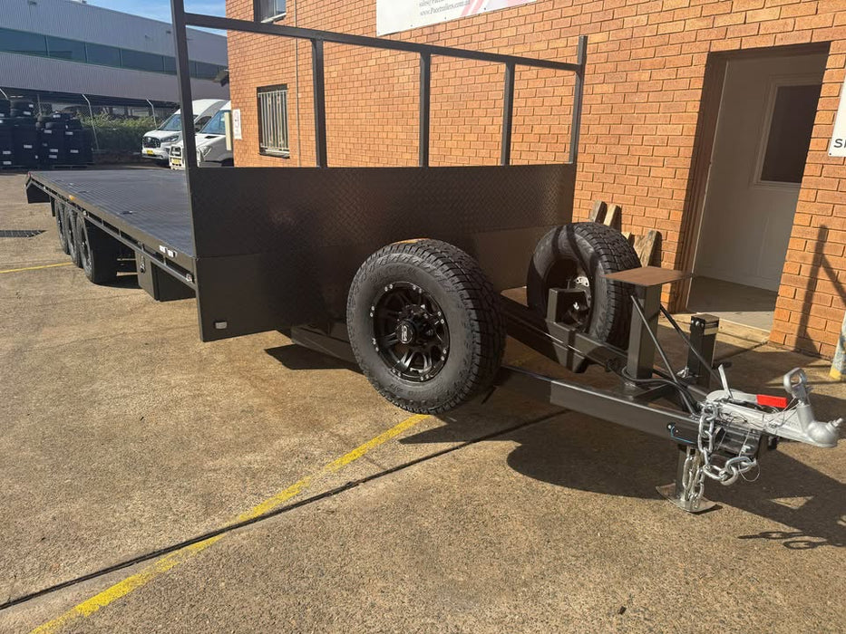 9 m x 2.4m Flat Top Tri-Axle Beaver Tail Trailer- 4.5 ton gvm