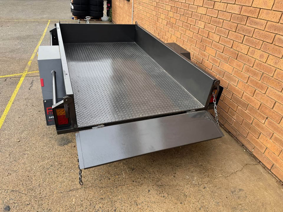 7x4 Box Trailer