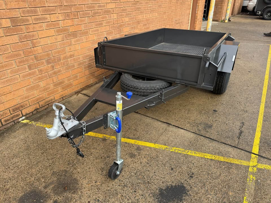 7x4 Box Trailer