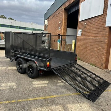 8x5 Lawn Mowing Trailer - Caged Sides