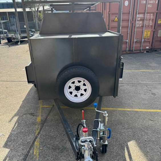 8x5 tandem tradesman top one pc design full back door trailer, 2 ton gvm