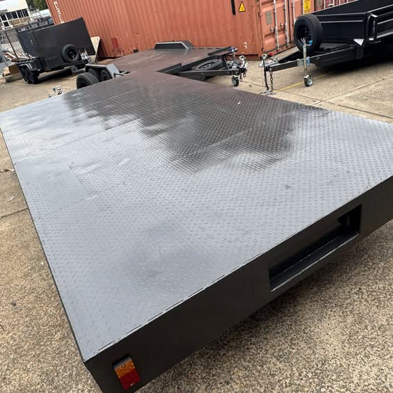 16'x8' (4.87m x 2.43m) flat top tandem trailer 3500 kg gvm