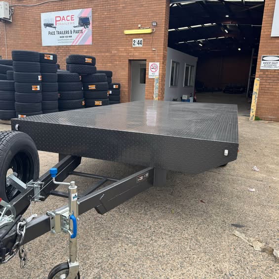 16'x8' (4.87m x 2.43m) flat top tandem trailer 3500 kg gvm