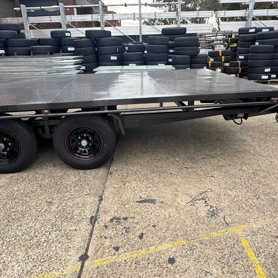 16'x8' (4.87m x 2.43m) flat top tandem trailer 3500 kg gvm