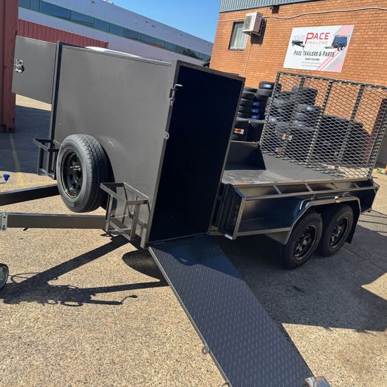 9x6 box trailer tandem with full width mesh ramp, mower box -2000 kg gvm
