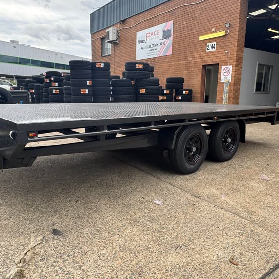 16'x8' (4.87m x 2.43m) flat top tandem trailer 3500 kg gvm