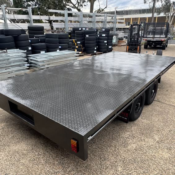 16'x8' (4.87m x 2.43m) flat top tandem trailer 3500 kg gvm