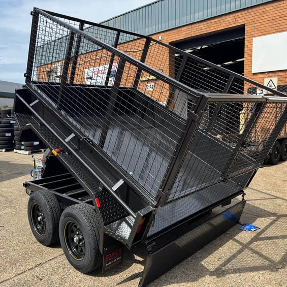 8x6 tipper tandem trailer with ramps, 900mm high cage- 2.8 t gvm