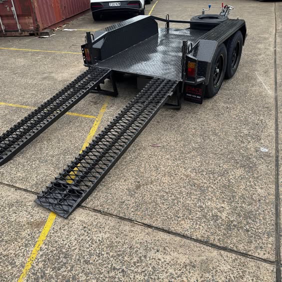 7x4 scissor lift, plant & equipment trailer -2 t gvm