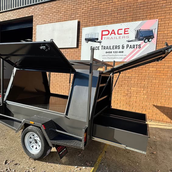 7x5 single axle tradesman top trailer with full length drawers & shelving- 1.4 ton gvm