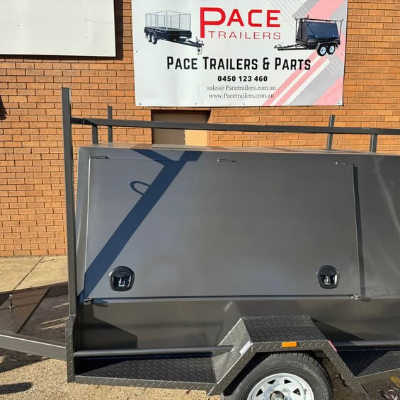 7x5 single axle tradesman top trailer with full length drawers & shelving- 1.4 ton gvm