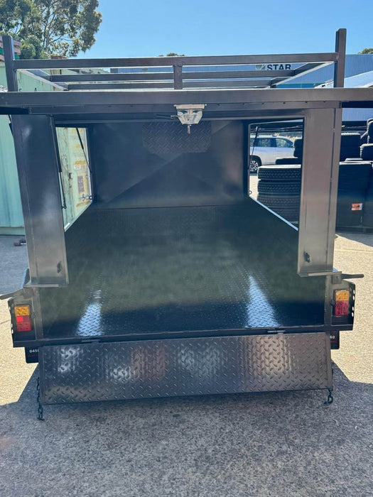8x5 Tandem Tradesman Top Trailer, Two Piece Square Design