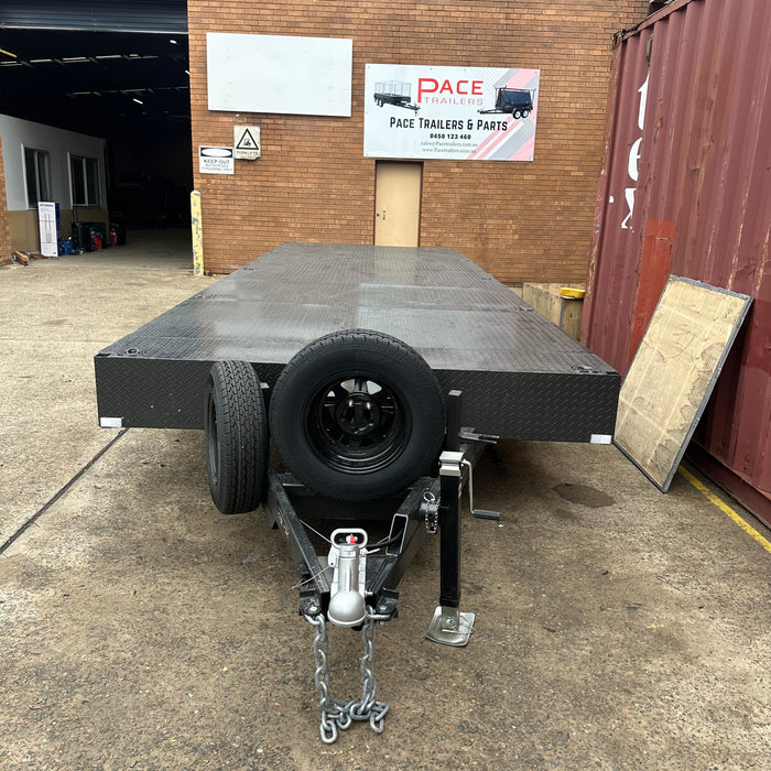 9m x 2.4M Flat Top Tri-Axle Trailer