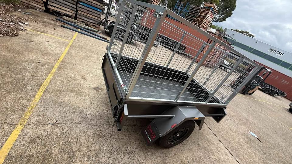 7x4 Box Trailer Heavy Duty Single Axle Trailer With 900mm cage