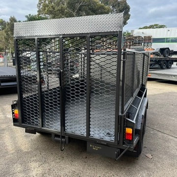 8x5 Lawn Mowing Trailer - Caged Sides