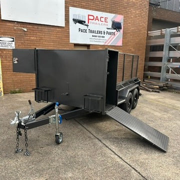 8x5 Lawn Mowing Trailer - Caged Sides