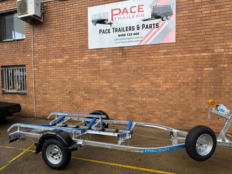 S520b Galvanised Braked Boat Trailer Suit Boat Length Of 4.4mt(14ft) x 4.9mt(16ft)