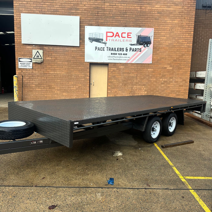 20'x8' (6m x 2.4m) Flat Table-Top Tandem Trailer