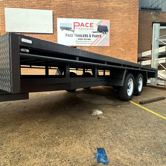 20'x8' (6m x 2.4m) Flat Table-Top Tandem Trailer