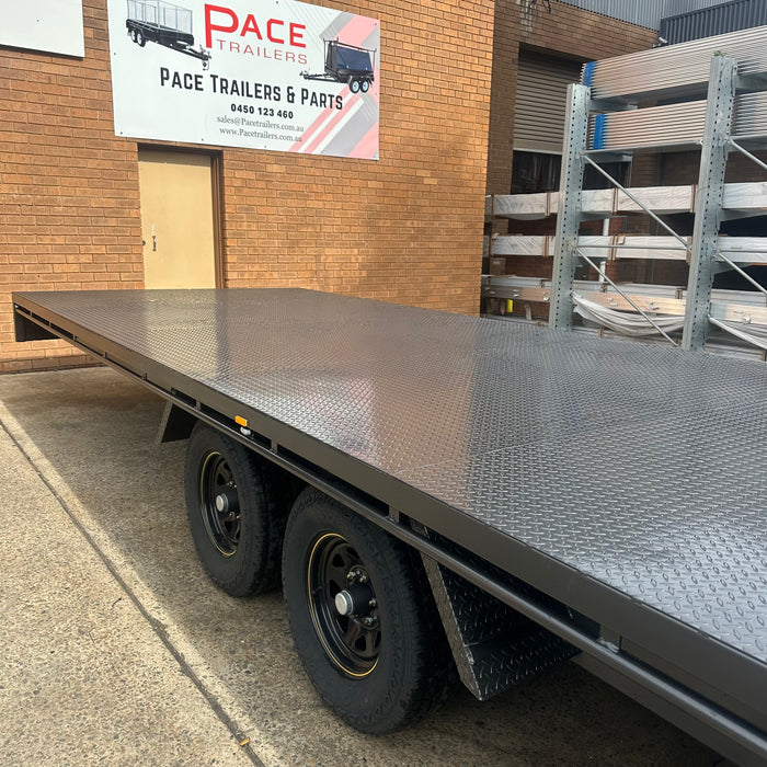 9m x 2.4m Flat Table-Top Trailer – 3500KG GVM