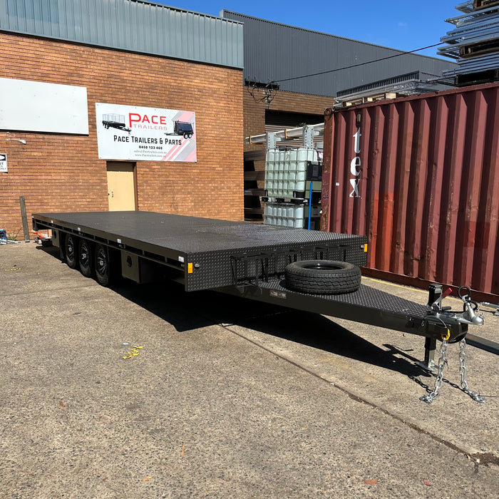 7.5x2.4m Flat Table-Top Trailer