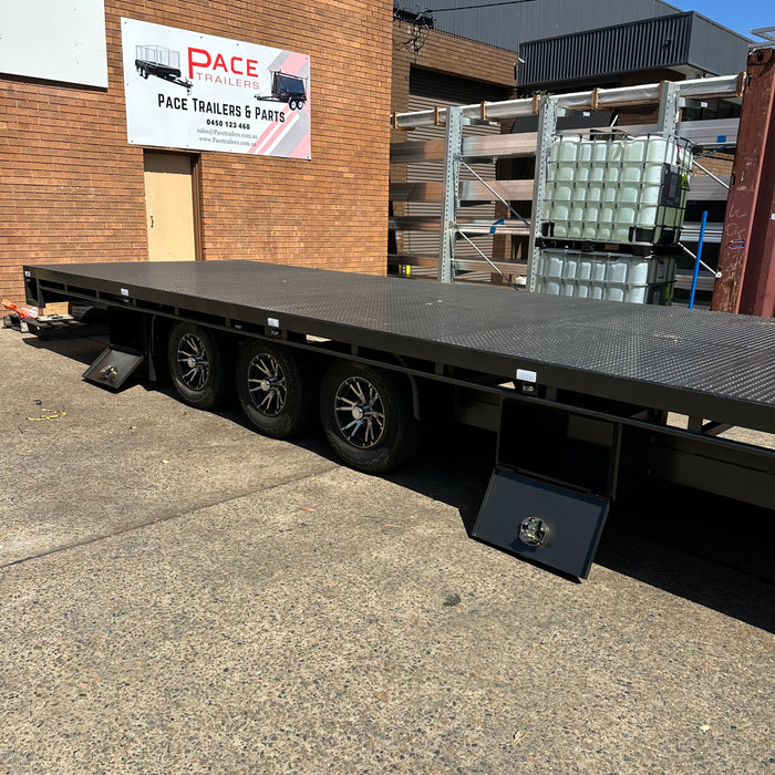 7.5x2.4m Flat Table-Top Trailer