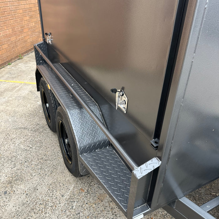 8x5 Square Tradesman Trailer - Full Length Drawers
